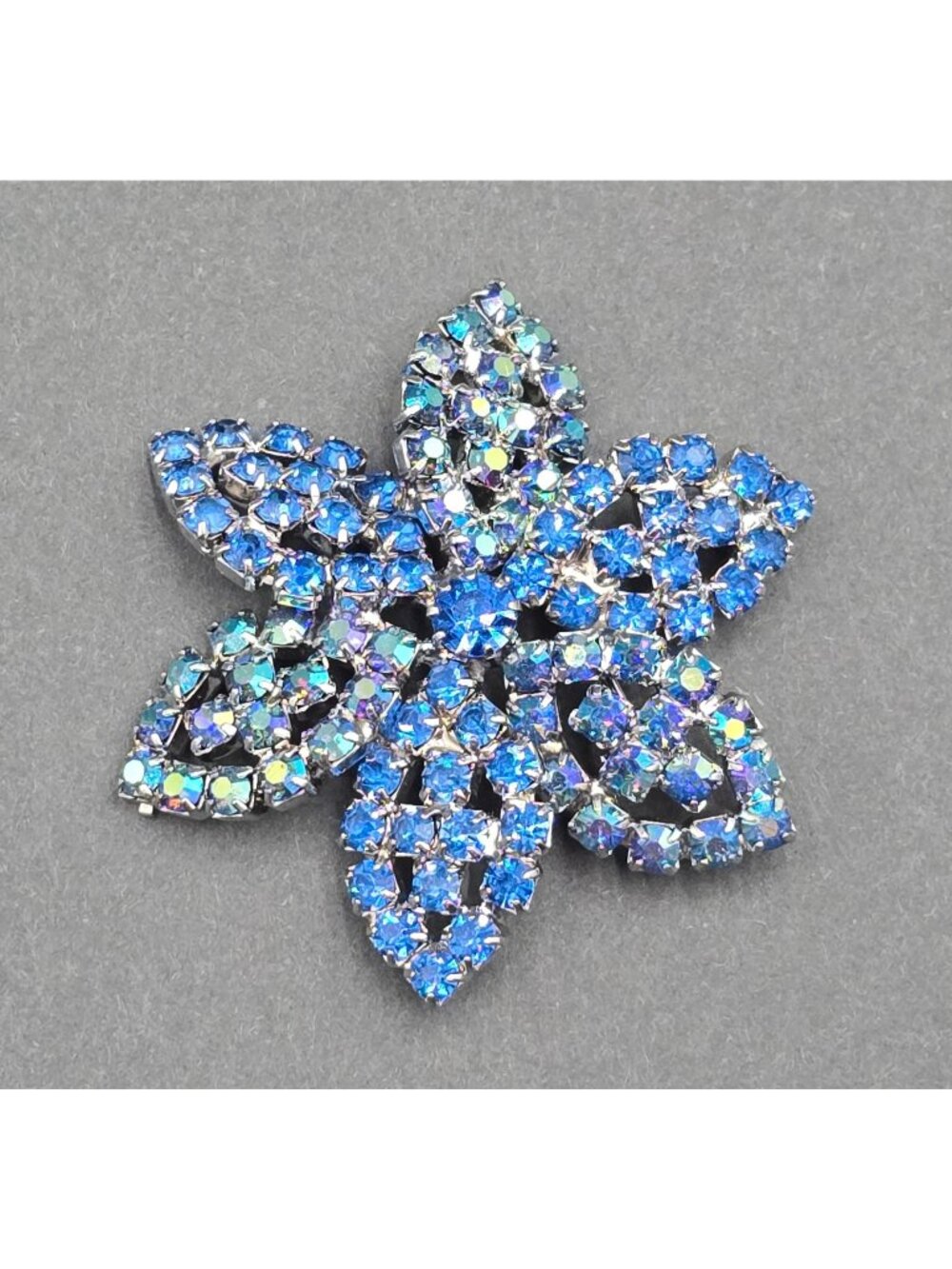 Vintage Rhinestone Blue Aurora Borealis Flower Brooch 2" Silver Tone Star Pin - Picture 6 of 9